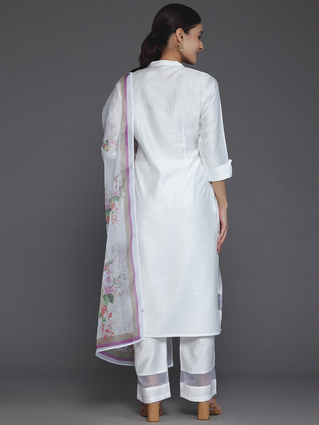 Floral Printed Regular Beads and Stones Kurta with Trousers & Dupatta