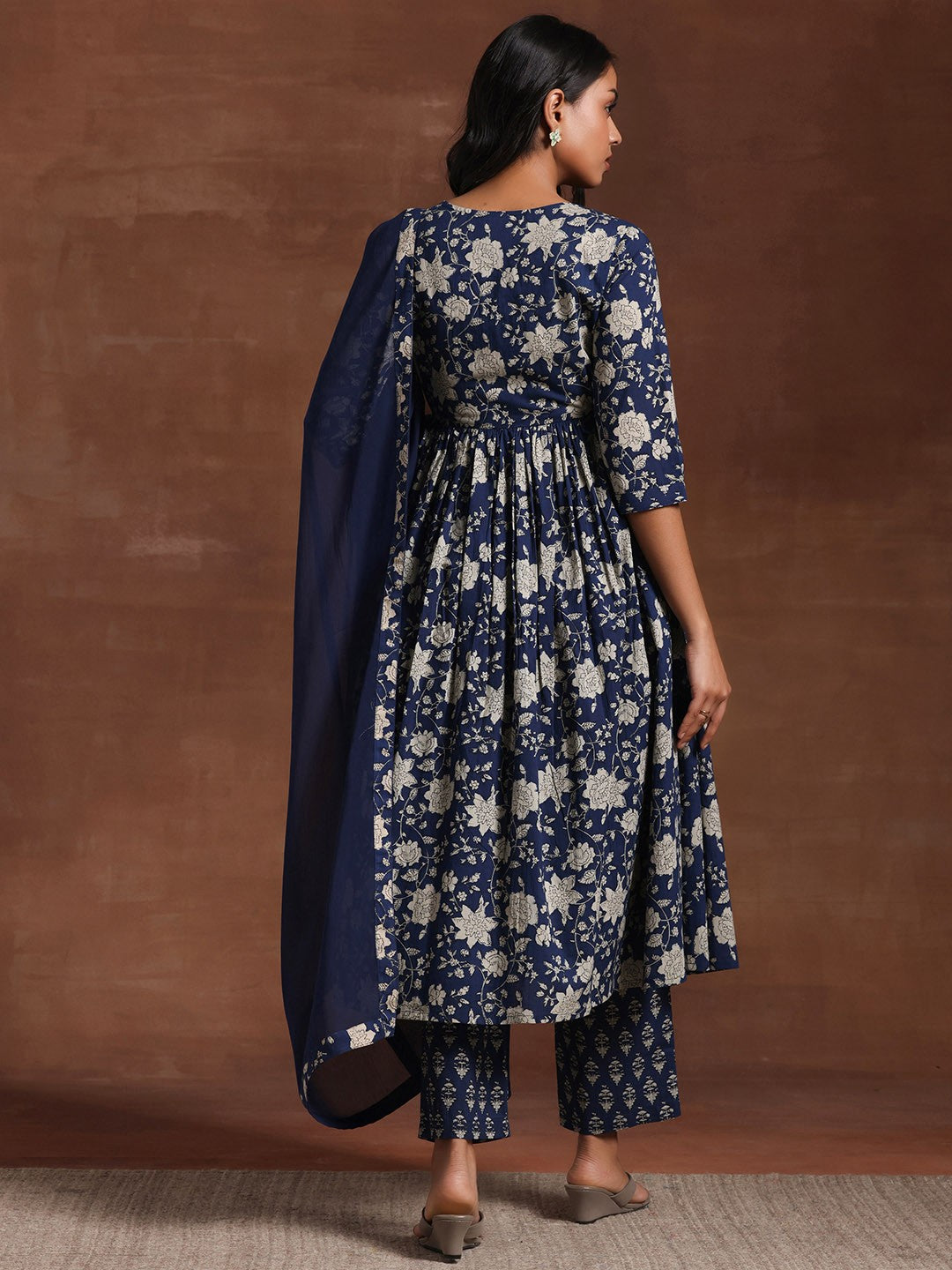 Floral Printed Pleated Round Neck Three-Quarter Sleeves Pure Cotton Kurta Set