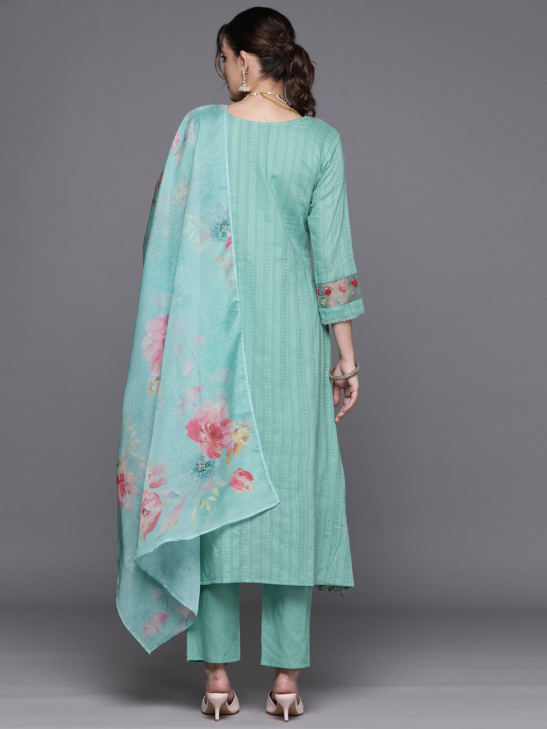 Floral Embroidered Panelled Thread Work Pure Cotton Kurta With Trousers & Dupatta