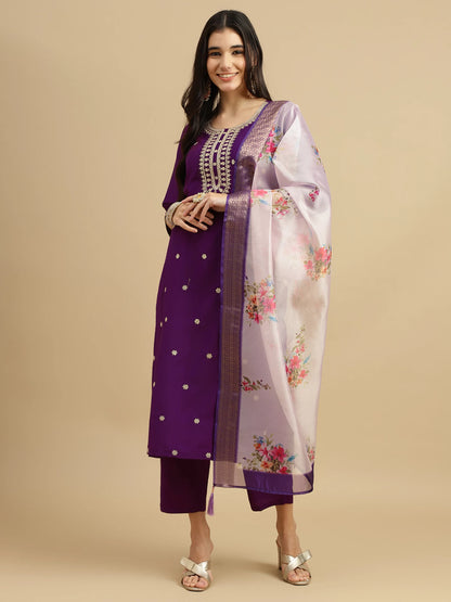 Women Silk Blend Kurta Pant Dupatta Set