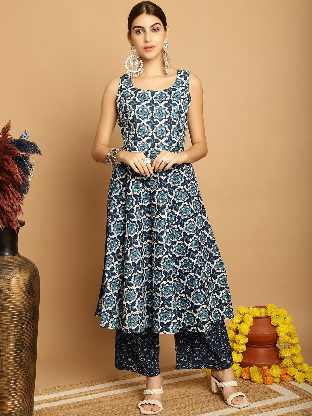 Ethnic Motifs Printed Pure Cotton Kurta With Palazzos & Dupatta