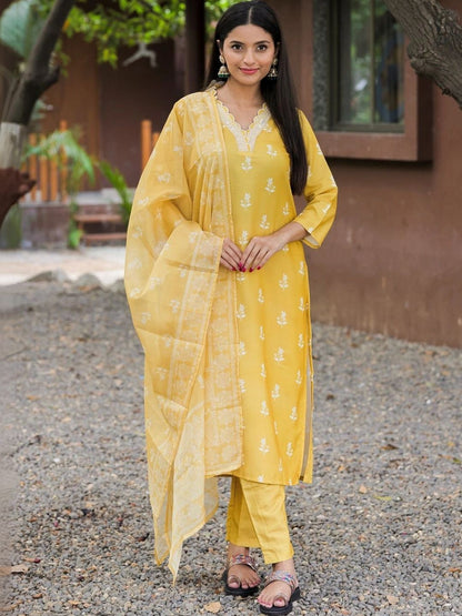 Women Ethnic Motifs Embroidered Regular Thread Work Kurta with Trousers & With Dupatta