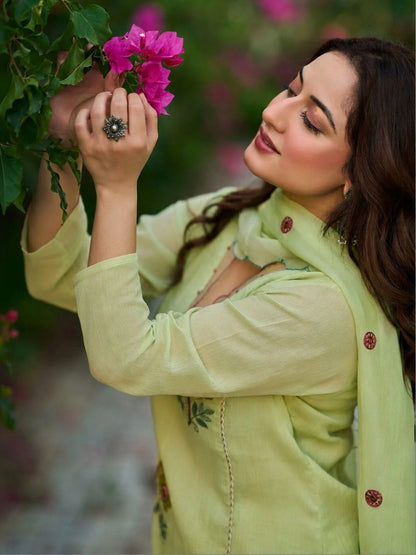 Women Floral Embroidered Regular Thread Work Raw Silk Kurta with Palazzos & With Dupatta