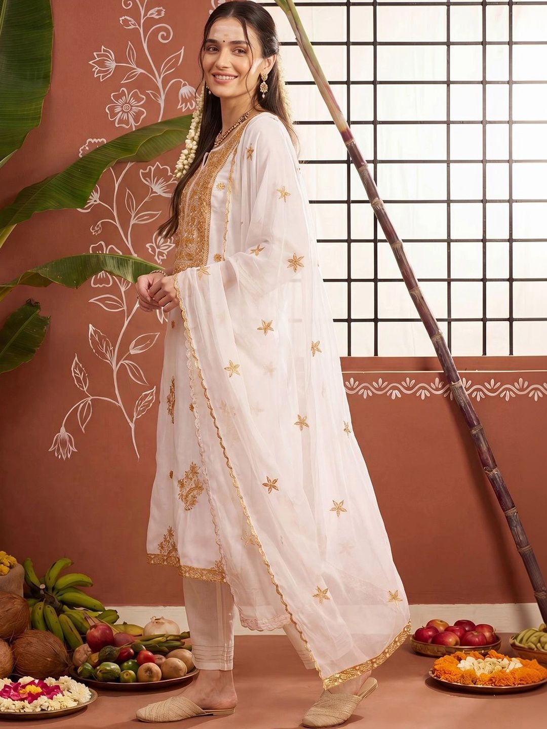 Women Ethnic Motifs Embroidered Regular Thread Work Kurta with Trousers & With Dupatta