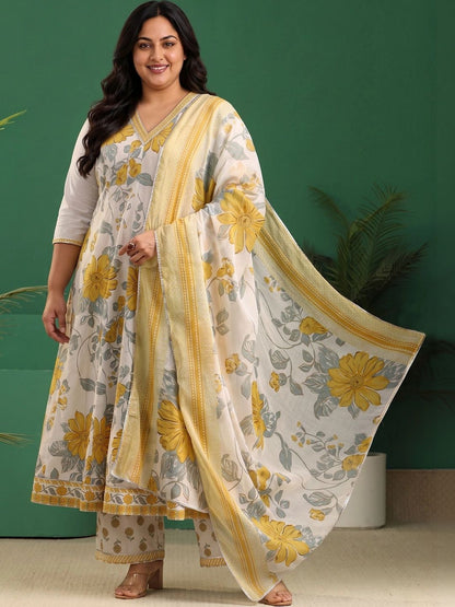 Women Floral Printed Regular Kurta with Palazzos & With Dupatta