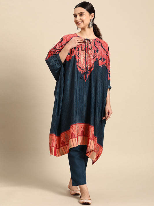 Women Ethnic Motifs Printed Kurta with Trousers