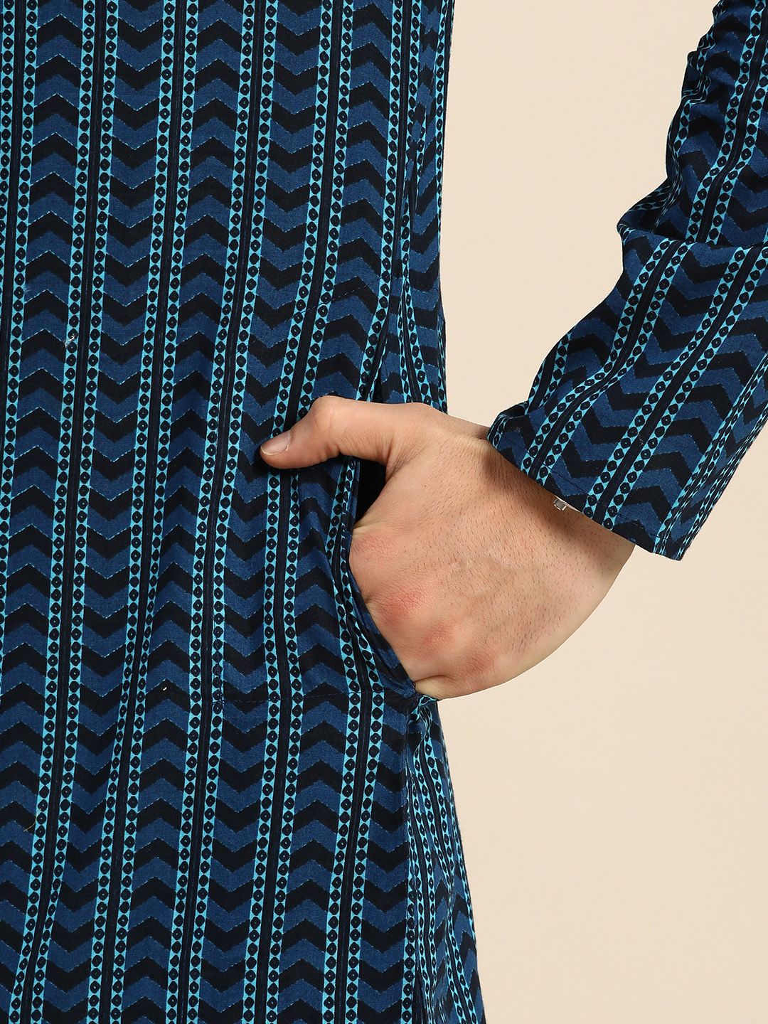 Men Geometric Printed Indigo Pure Cotton Straight Kurta