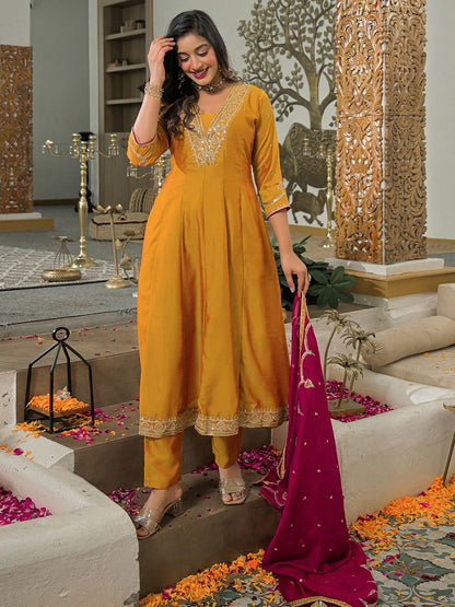 Women Ethnic Motifs Embroidered Panelled Kurta with Salwar & With Dupatta