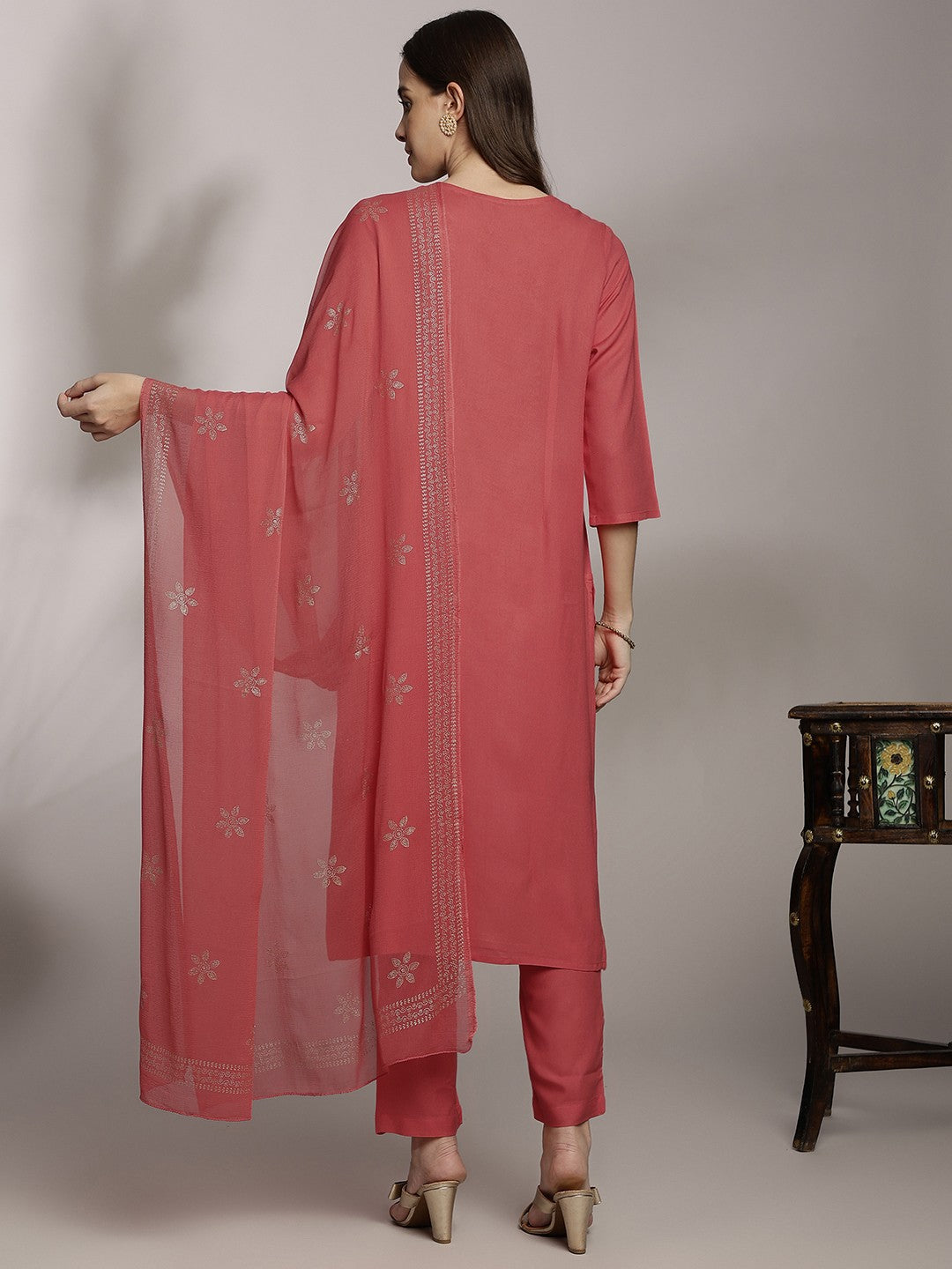 Women Ethnic Motifs Yoke Design Thread Work Kurta with Trousers & Dupatta