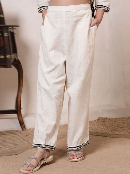 Girls Ethnic Motifs Embroidered Thread Work Pure Cotton Kurta with Palazzos