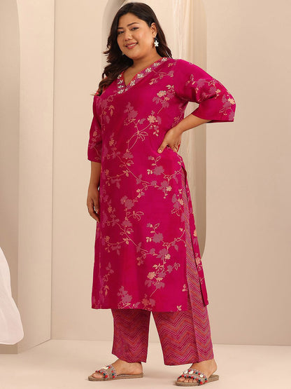 Plus Size Women Floral Printed Kurta with Trousers & With Dupatta