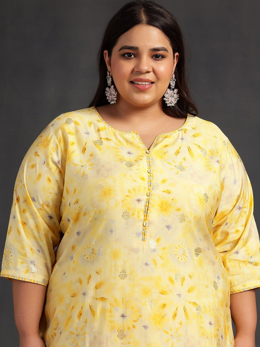 Plus Size Floral Printed Regular Kurta With Trousers & Dupatta