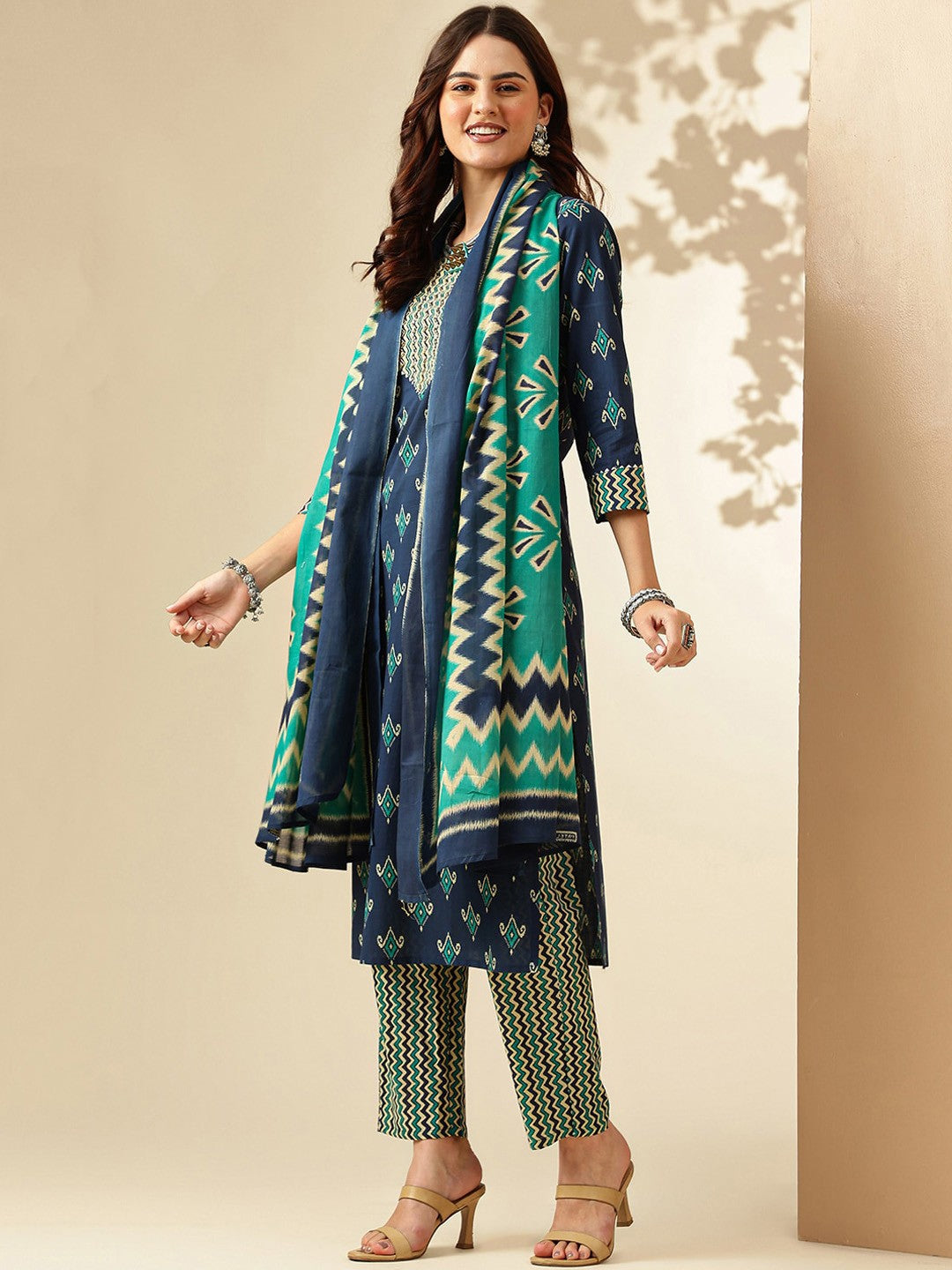 Ethnic Motifs Printed Regular Pure Cotton Kurta with Trousers & With Dupatta