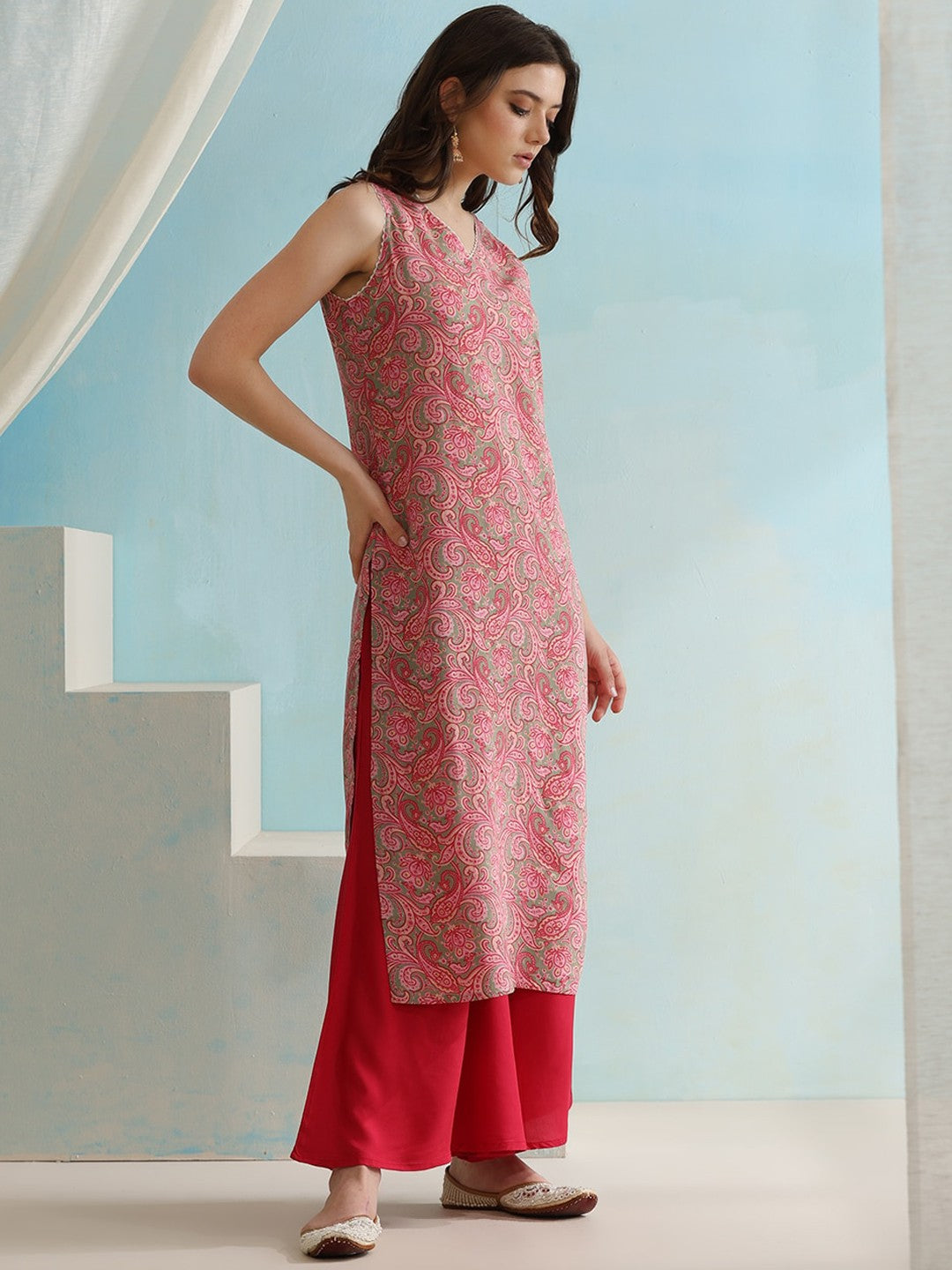 Paisley Printed V-Neck Sleeveless Kurta with Palazzos & With Dupatta