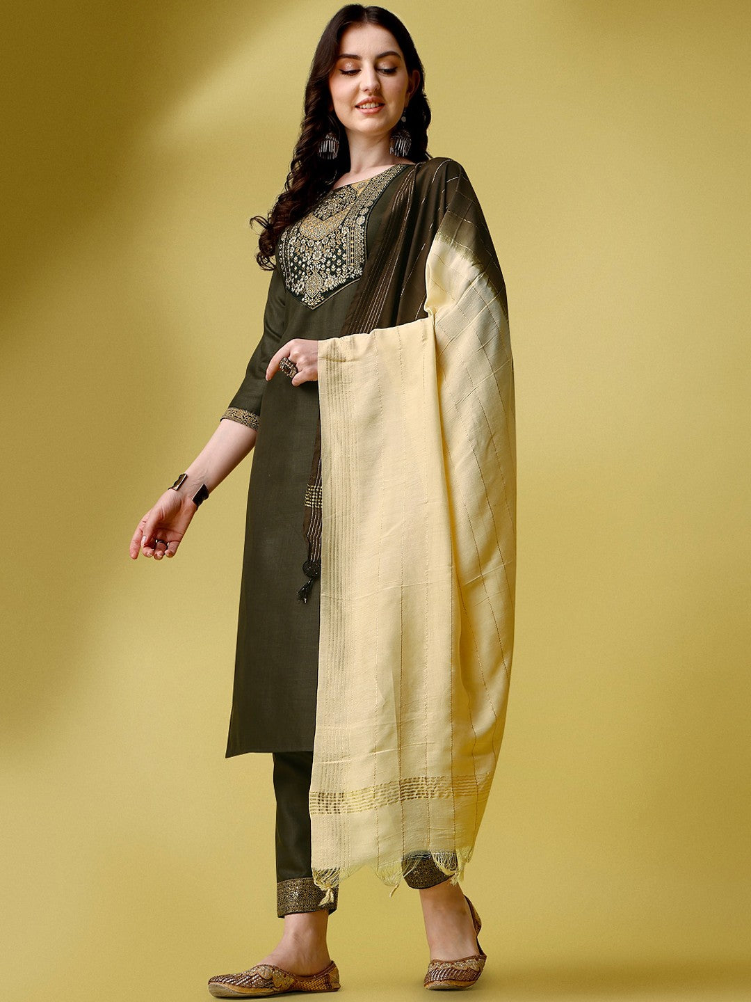 Women Yoke Design Regular Kurta with Trousers & With Dupatta