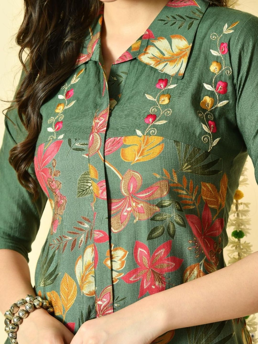 Women Printed Shirt with Trousers Co-ord Set