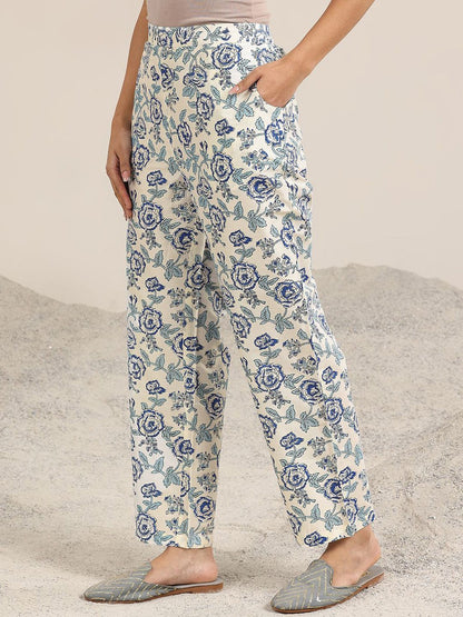 Women Floral Printed Regular Kurta with Trousers & With Dupatta