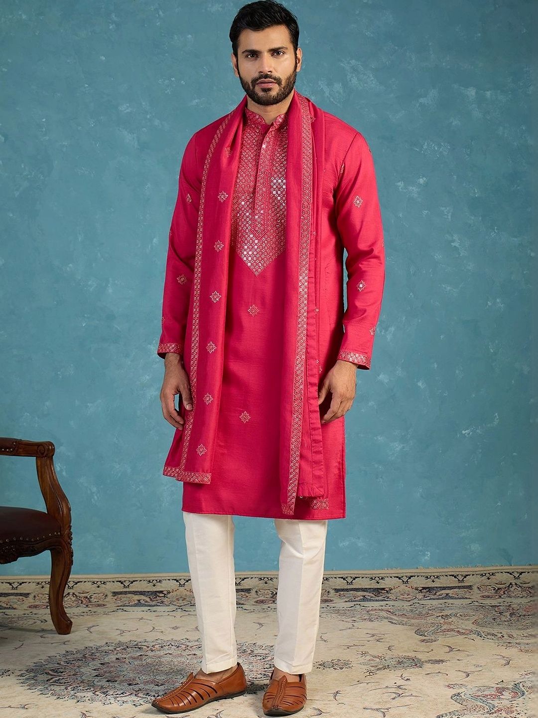 Men Embellished Mirror Work Kurta With Dupatta