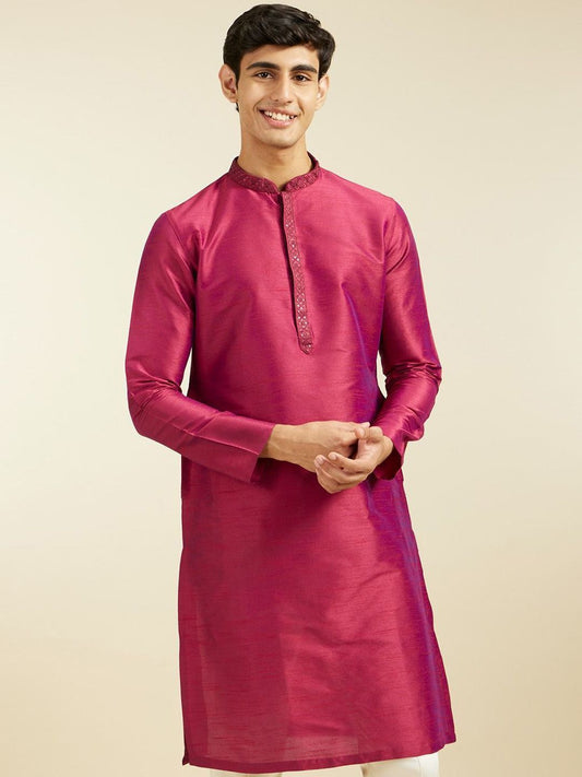 Women Mandarin Collar Thread Work Straight Kurta