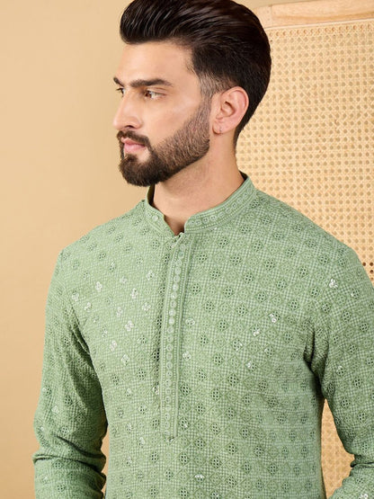 Geometric Embroidered Mandarin Collar Straight Kurta & Trousers