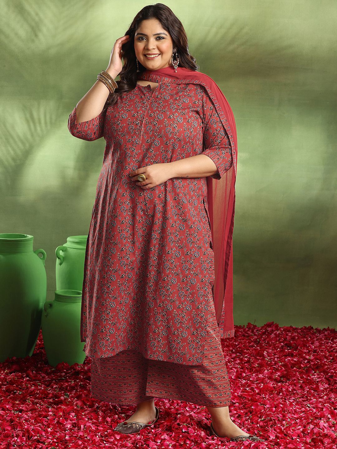 Women Plus Size Floral Printed Kurta with Palazzos & Dupatta
