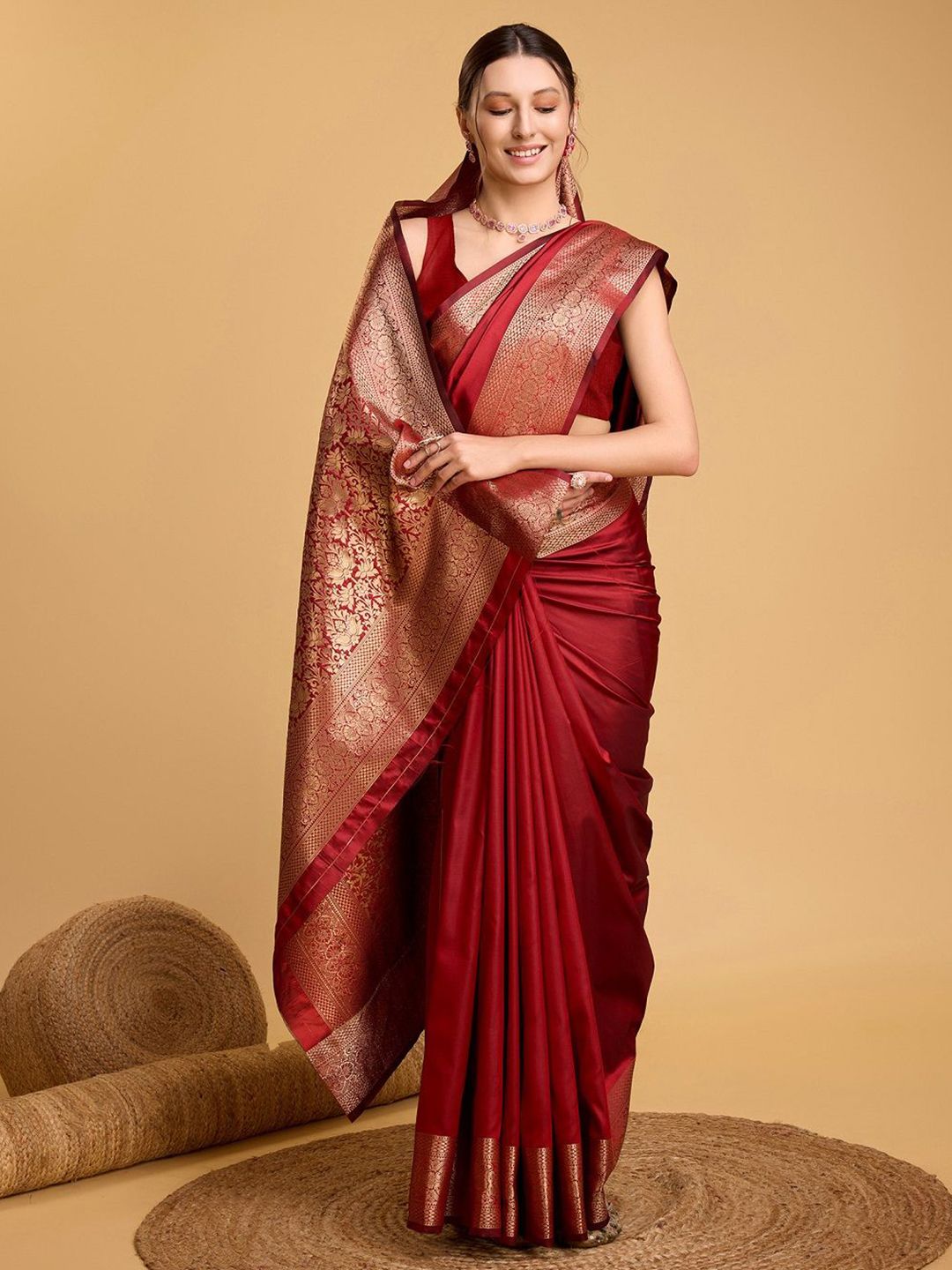 Woven Design Art Silk Kanjeevaram Saree With Blouse Piece