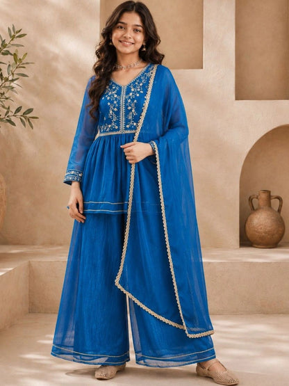 Girls Ethnic Motifs Embroidered Empire Thread Work Pure Silk Kurta with Sharara & With Dupatta