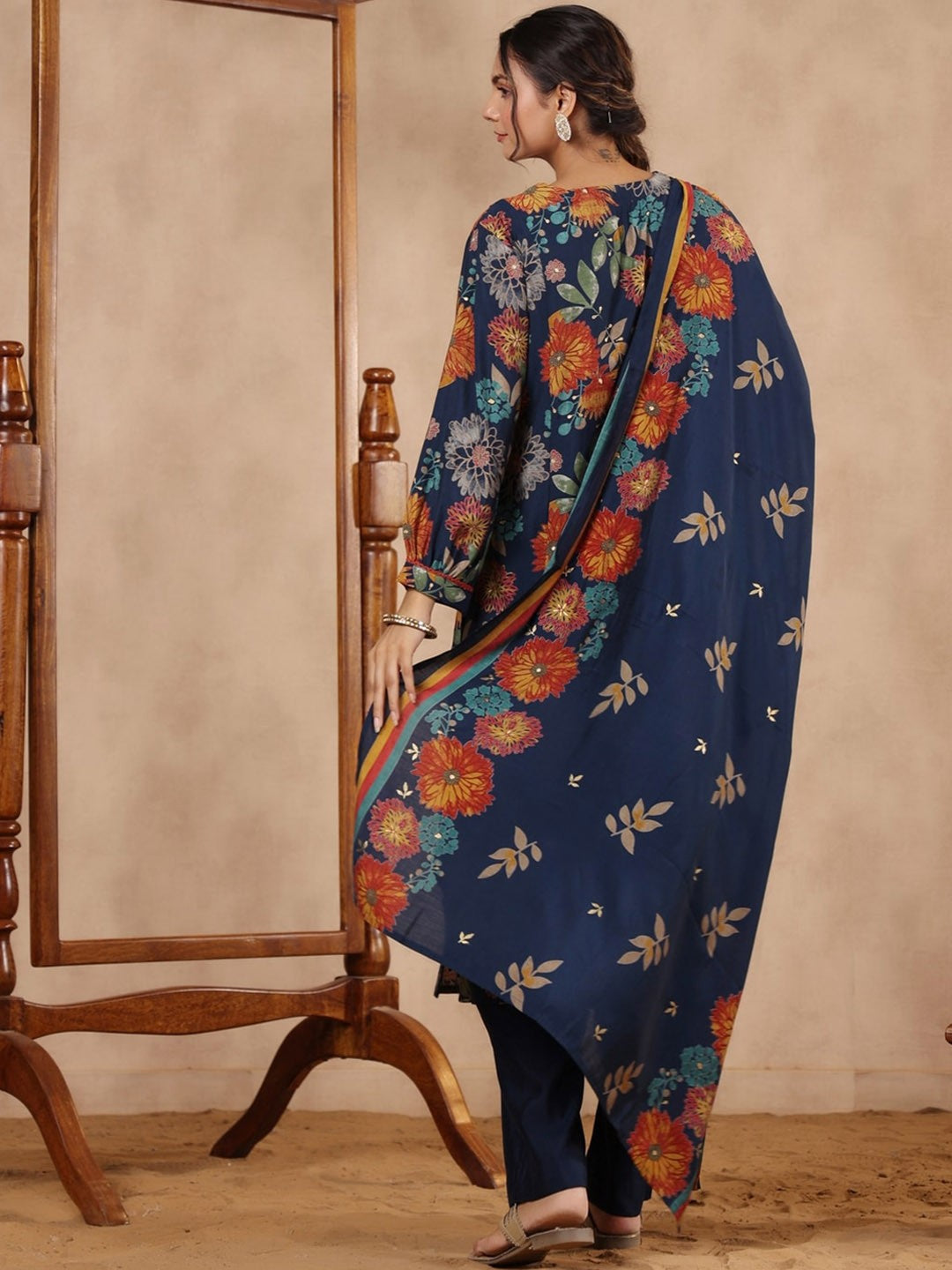 Floral Printed Regular Beads and Stones V Neck Kurta With Trouser & Dupatta