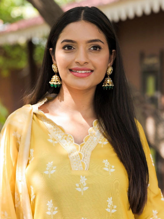 Women Ethnic Motifs Embroidered Regular Thread Work Kurta with Trousers & With Dupatta
