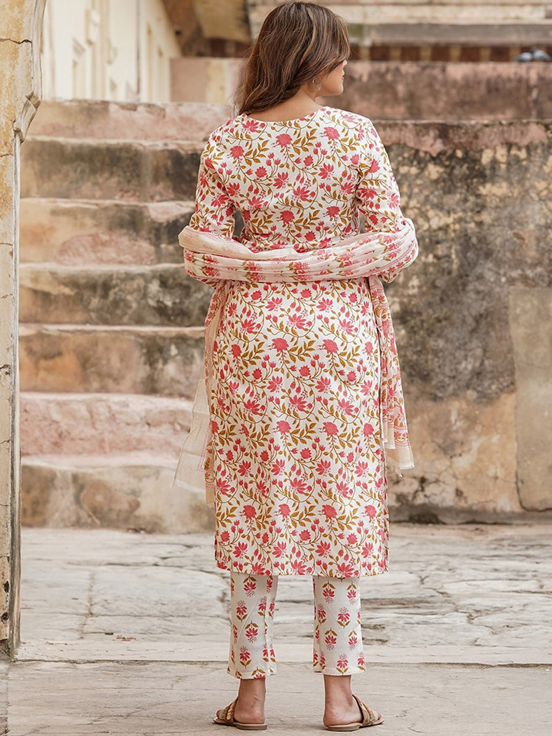 Floral Embroidered Thread Work Pure Cotton Kurta with Trousers & Dupatta