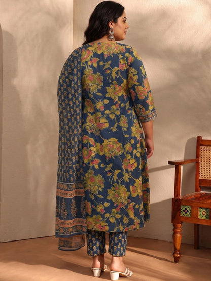 Women Floral Printed Angrakha Kurta with Trousers & With Dupatta