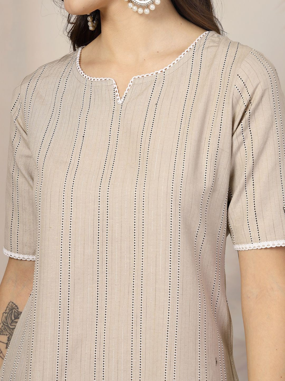 Women Striped Regular Kurta with Trousers