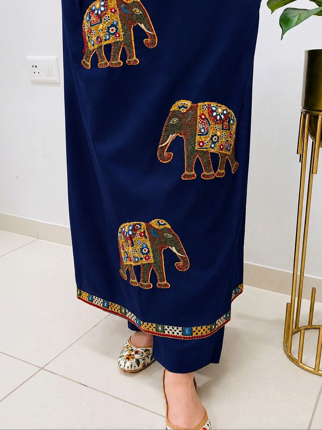 Women Animal Printed Regular Viscose Rayon with Trousers & With Dupatta