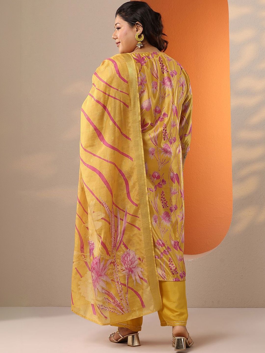 Plus Size Floral Printed Regular Kurta with Palazzos & With Dupatta