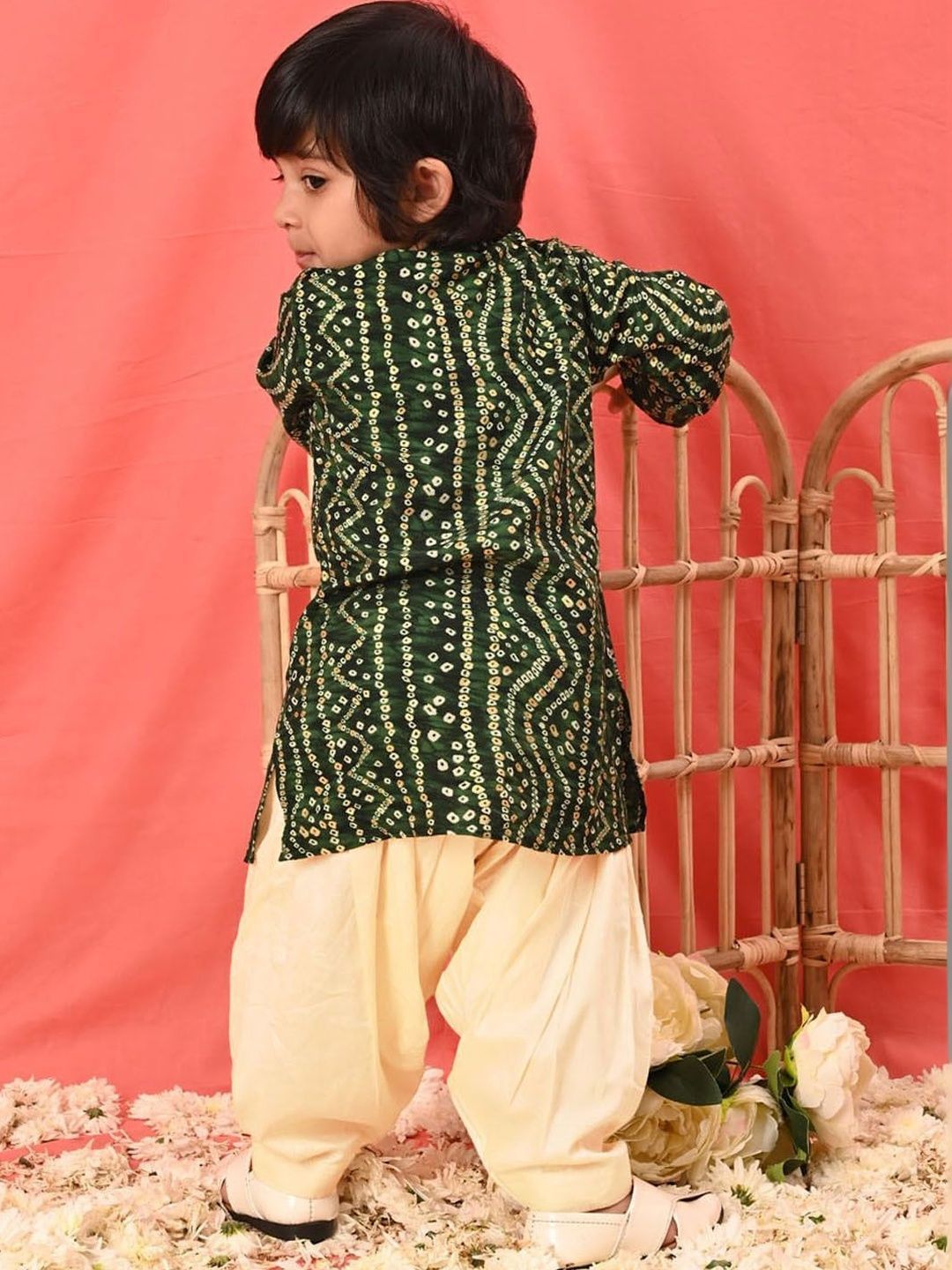 Boys Green Bandhani Kurta & Patiyala Set
