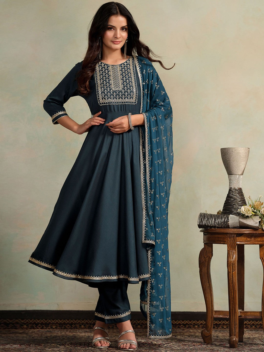 Ethnic Motifs Embroidered Thread Work Anarkali Kurta With Trousers & Dupatta