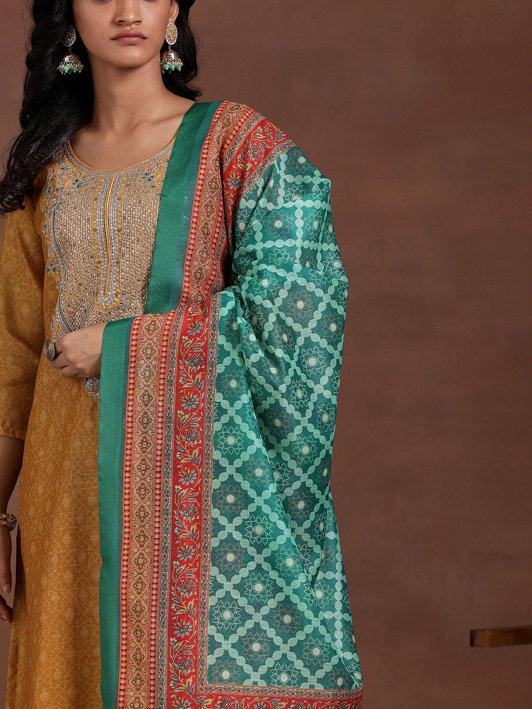 Women Ethnic Motifs Printed Regular Kurta with Trousers & With Dupatta