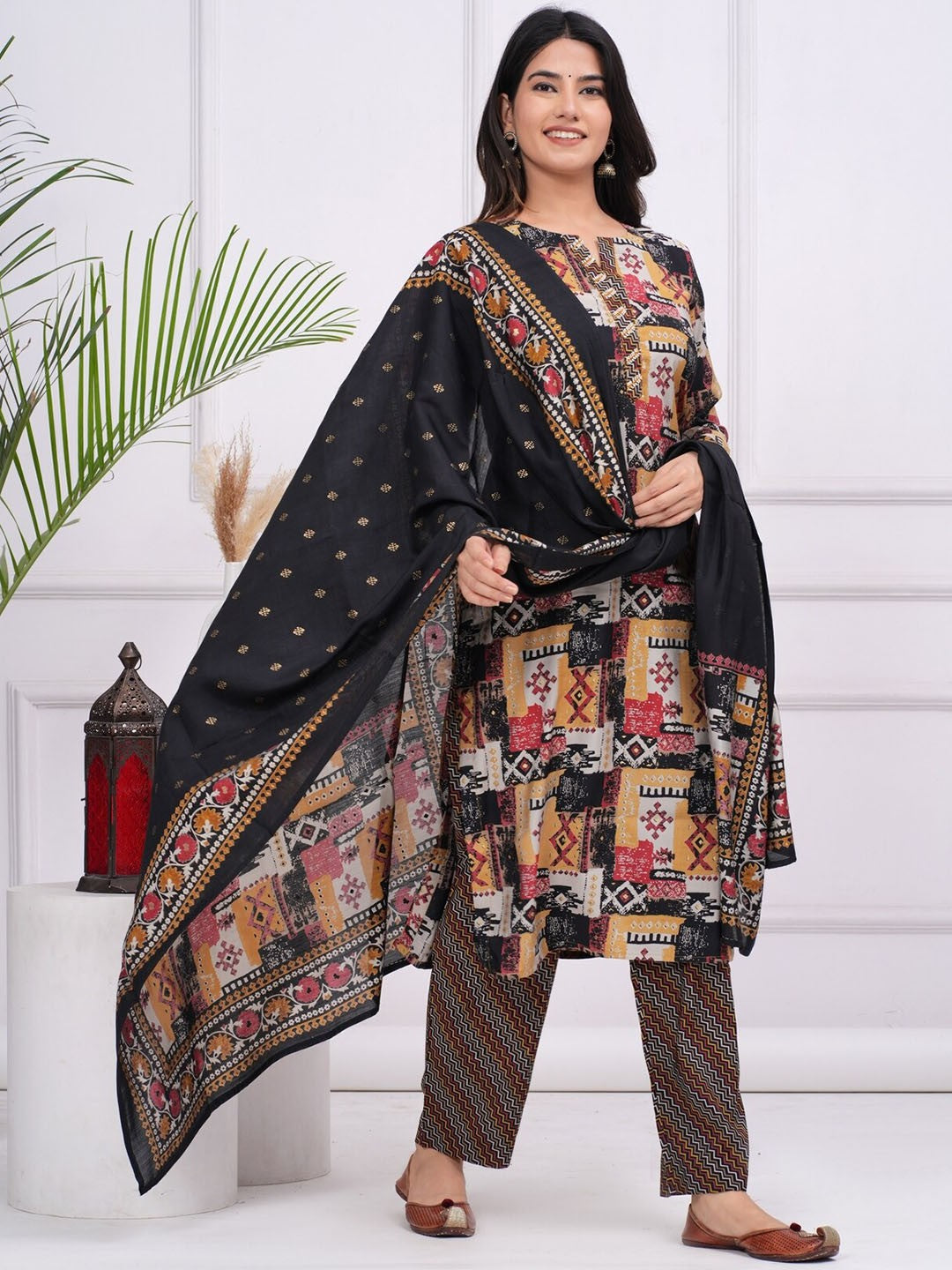 Floral Printed Regular Beads And Stones Pure Silk Kurta With Trousers & Dupatta