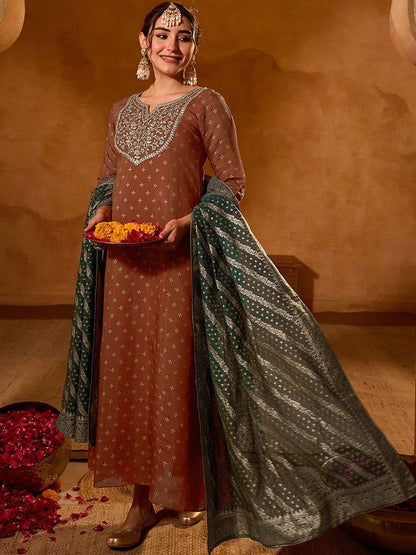 Women Regular Size Kurta Set Silk