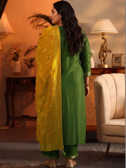 Women Ethnic Motifs Embroidered Regular Kurta with Trousers & With Dupatta