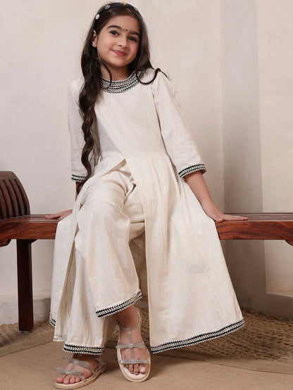 Girls Ethnic Motifs Embroidered Thread Work Pure Cotton Kurta with Palazzos