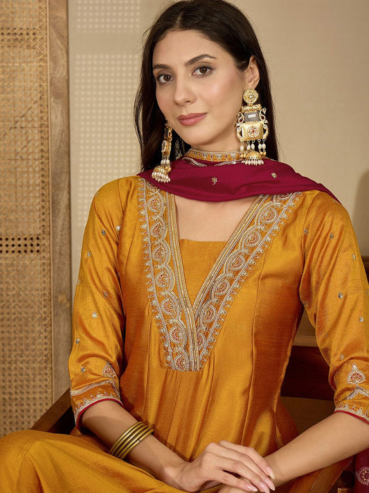 Women Embroidered V-Neck Anarkali Kurta & Trousers With Dupatta