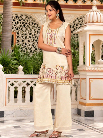 Women Ethnic Motifs Embroidered Regular Thread Work Kurti with Palazzos