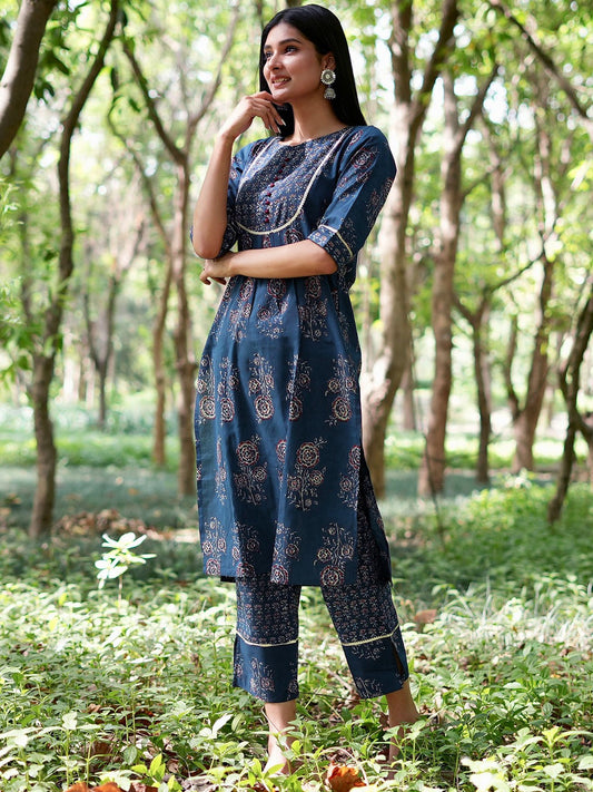 Women Blue Floral Printed Gotta Patti Pure Cotton Kurta with Trousers