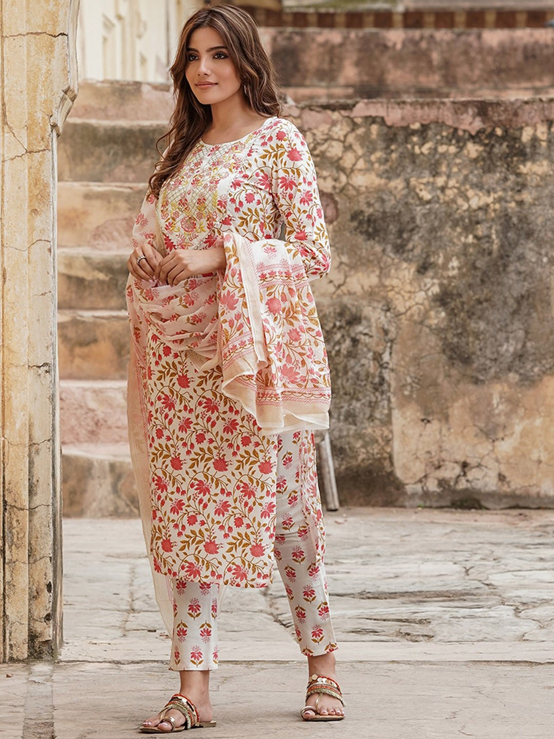 Floral Embroidered Thread Work Pure Cotton Kurta with Trousers & Dupatta