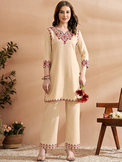 Embroidered Three Quarter Sleeves Kurta With Trousers Set