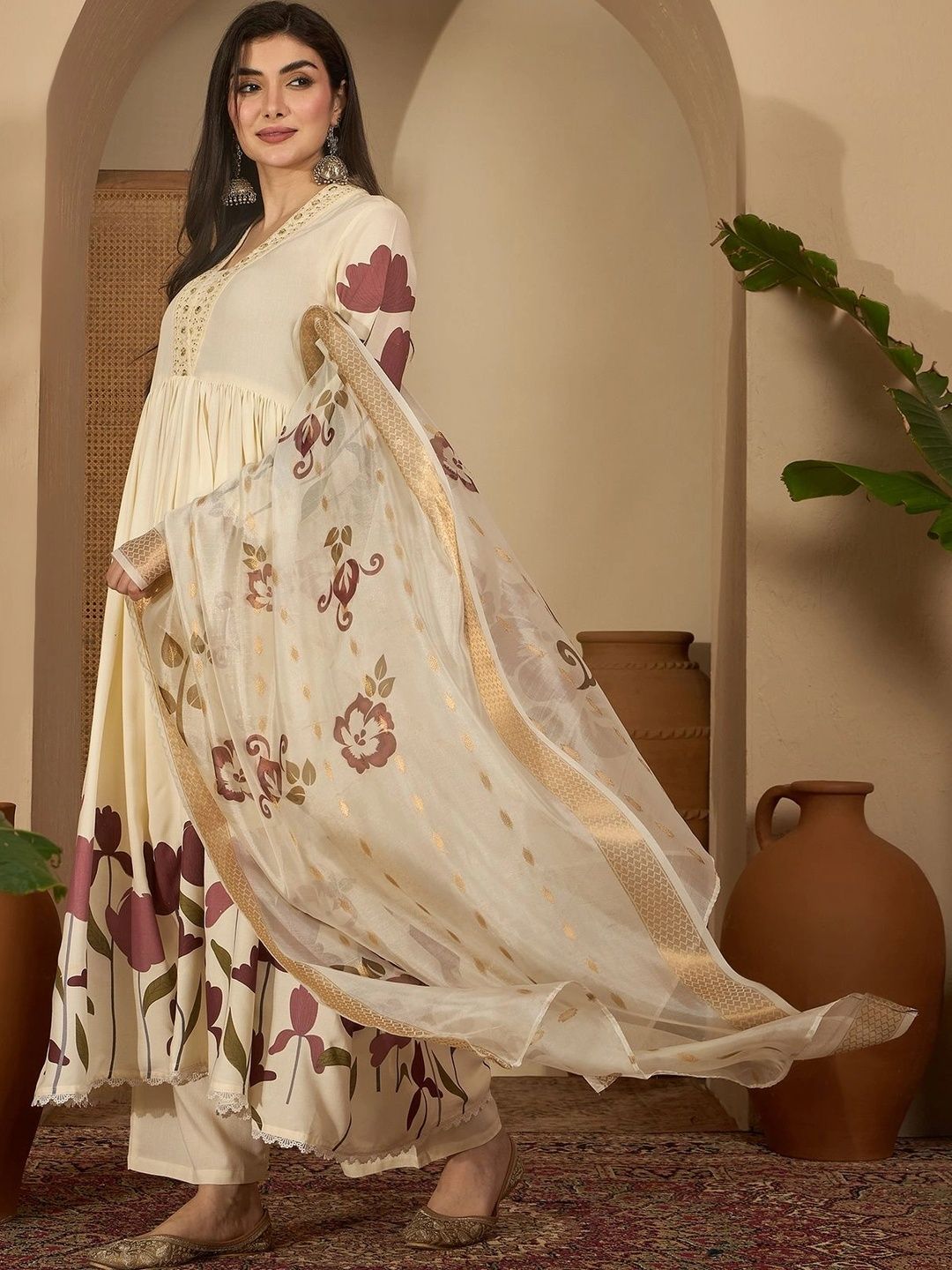 Women Floral Printed Empire Thread Work Kurta with Palazzos & With Dupatta