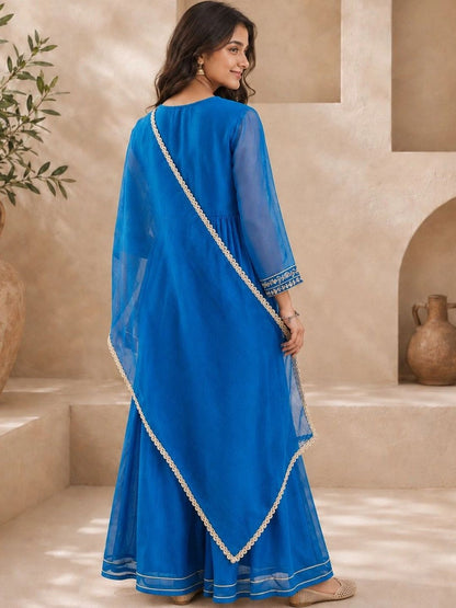 Girls Ethnic Motifs Embroidered Empire Thread Work Pure Silk Kurta with Sharara & With Dupatta