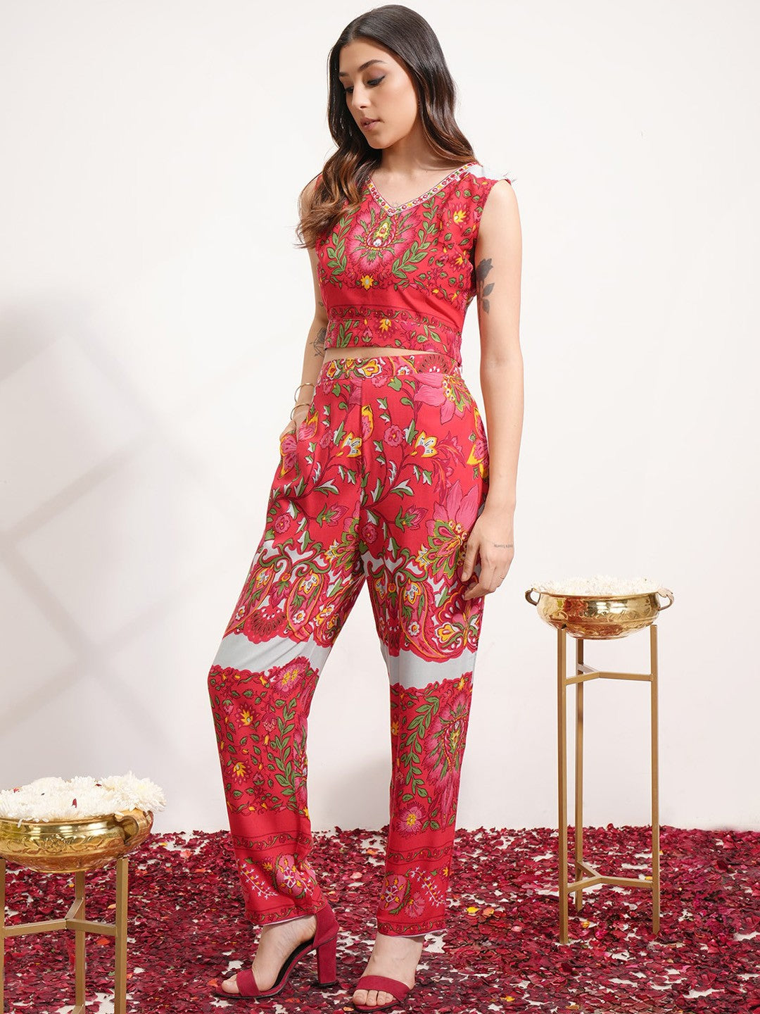 Floral Printed Regular Kurta with Trouser