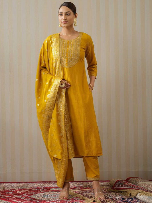 Women Embroidered Straight Kurta Trousers With Dupatta